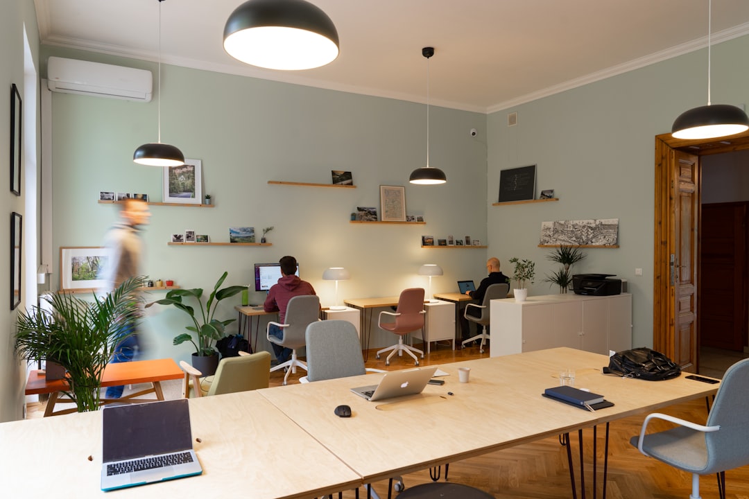 Photo Busy office