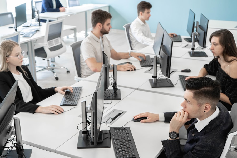 Photo Busy office